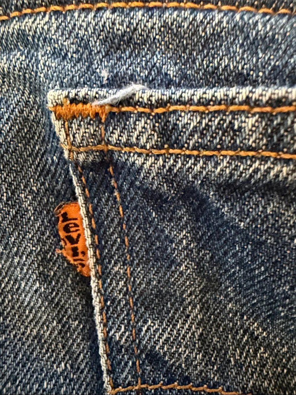 Levi's Men's Medium Blue Straight Jeans